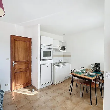 F2 For 4 People Air-conditioned Sea View - Swimming Pool In Resi Villa *