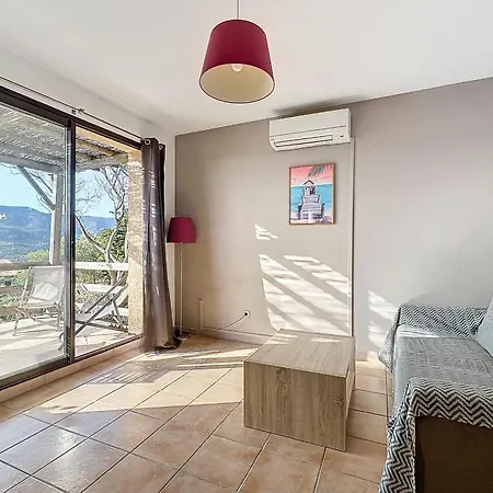 F2 For 4 People Air-conditioned Sea View - Swimming Pool In Resi Serra-di-Ferro (Corsica)