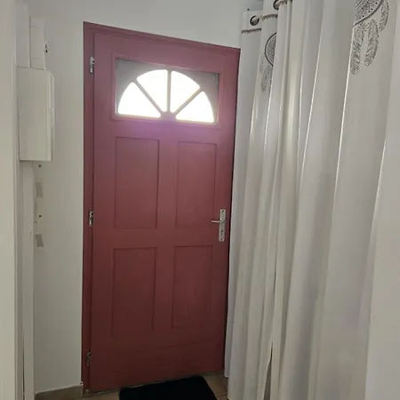 Villa F2 For 4 People Air-conditioned Sea View - Swimming Pool In Resi