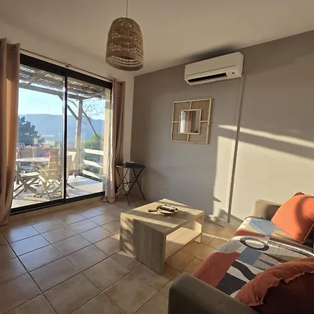 F2 For 4 People Air-conditioned Sea View - Swimming Pool In Resi Serra-di-Ferro (Corsica)
