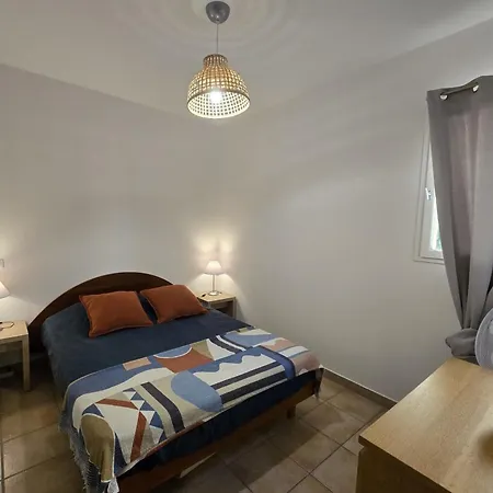 Villa F2 For 4 People Air-conditioned Sea View - Swimming Pool In Resi